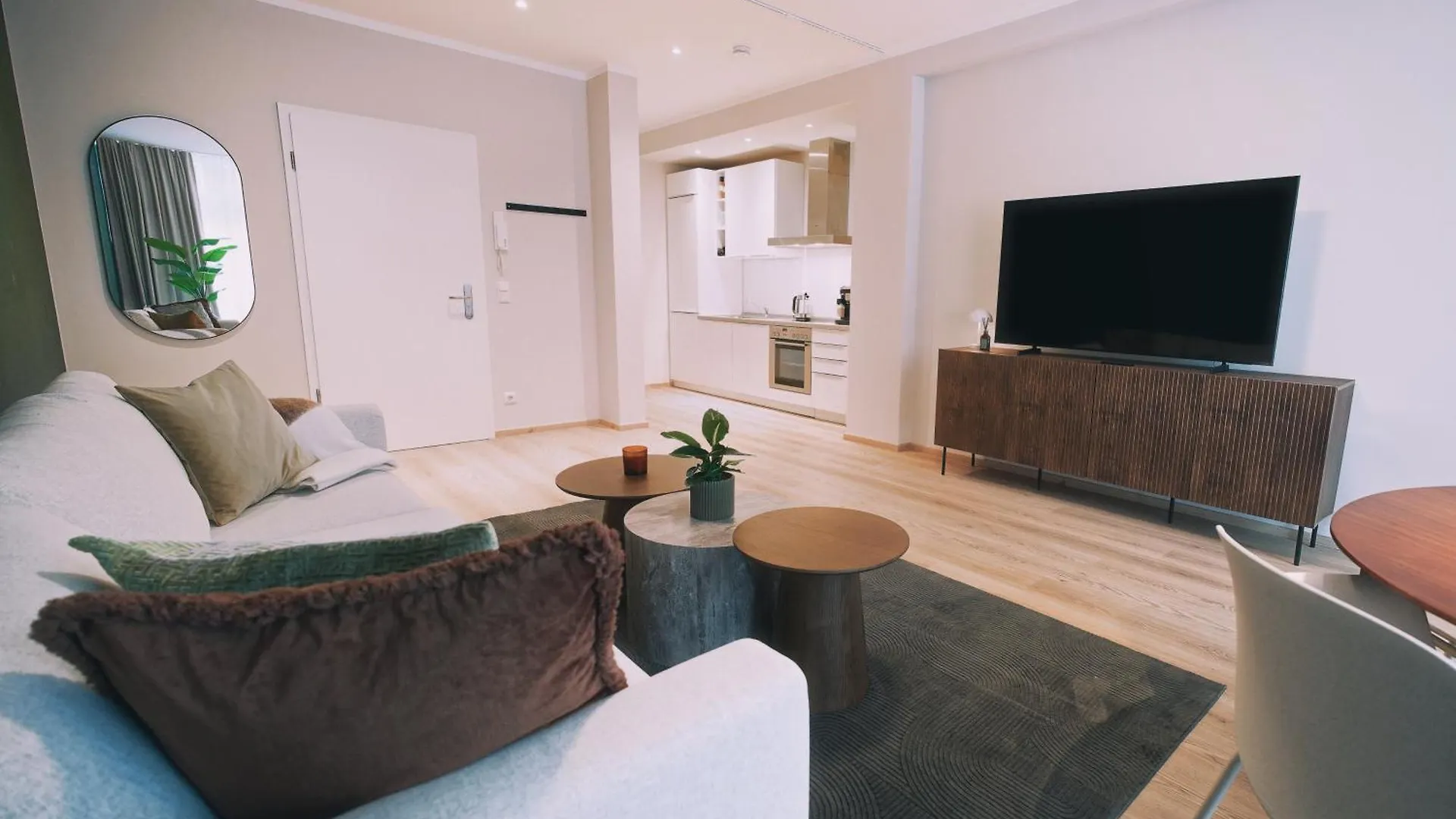 Waterfront Riverside Premium Suites By Ory Living Hamburg Apartment