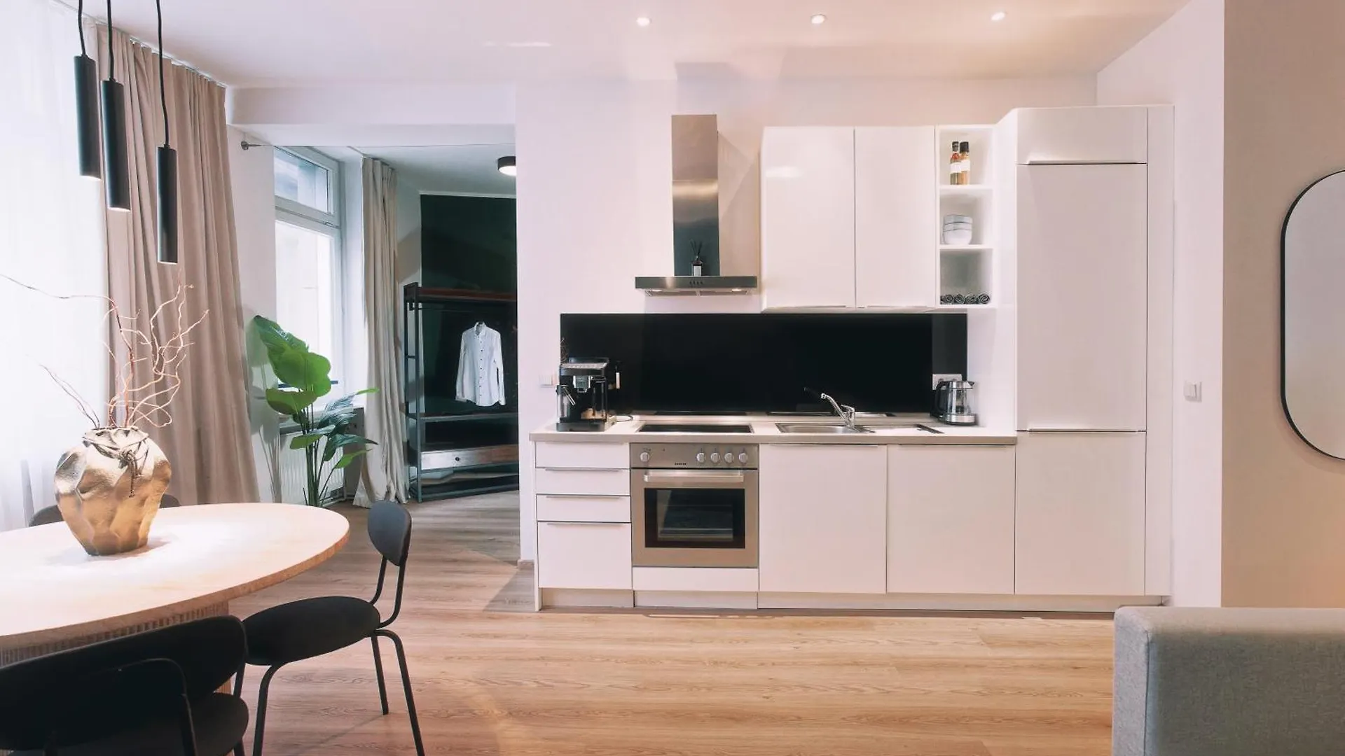 Apartment Waterfront Riverside Premium Suites By Ory Living Hamburg